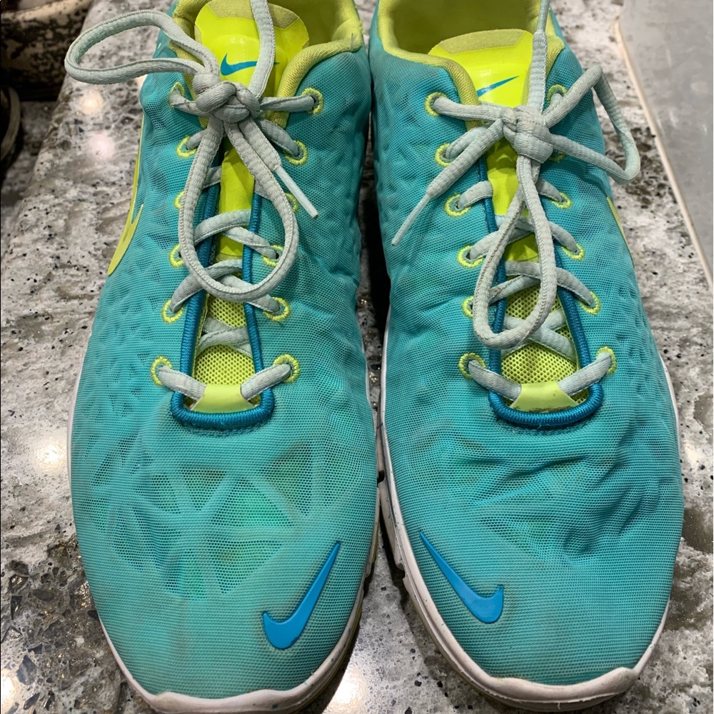 Nike women’s Frees Tri fit 3size 12